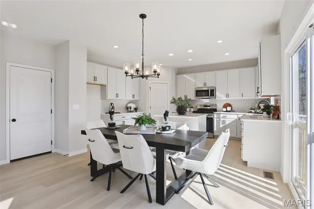 $442,889 | 3220 Quervo Lane, Arnold, MO 63010