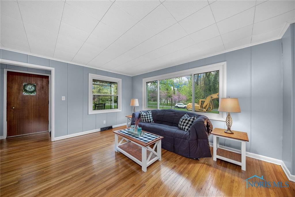 6036 Flanders Road Sylvania, OH 43560 - Photo 7 of 47 Gallery Image 7