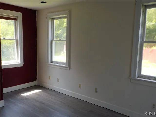 $198,900 | 5617 Valley Drive, Elbridge, NY 13080