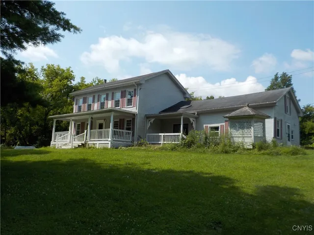 $198,900 | 5617 Valley Drive, Elbridge, NY 13080