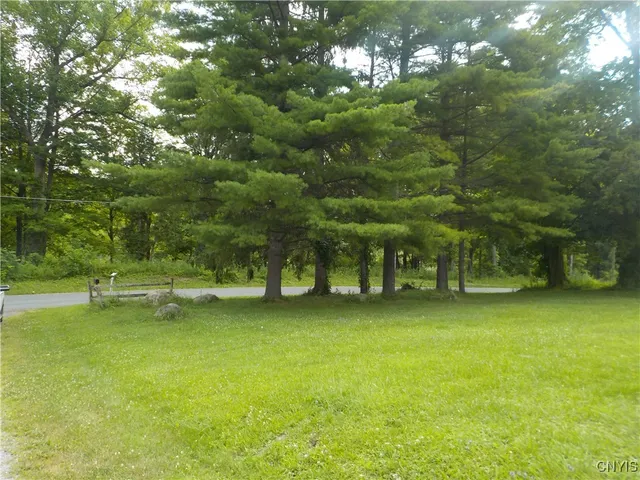 $198,900 | 5617 Valley Drive, Elbridge, NY 13080