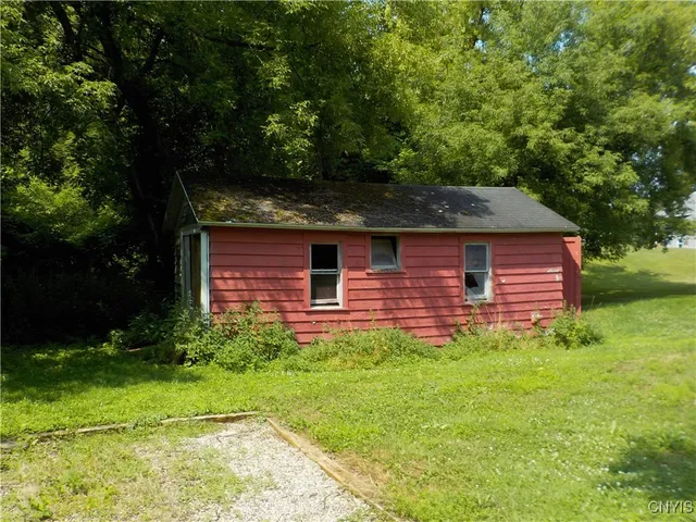 $198,900 | 5617 Valley Drive, Elbridge, NY 13080