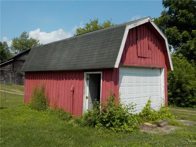 $198,900 | 5617 Valley Drive, Elbridge, NY 13080