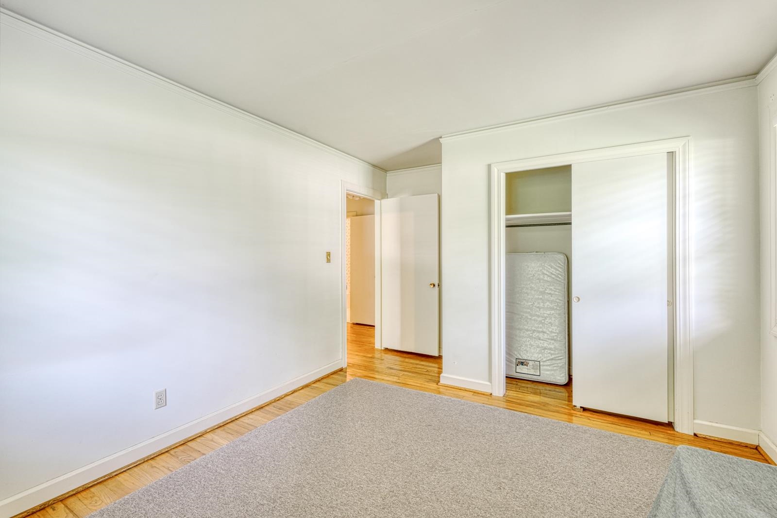 129 East Main Street Duncan, SC 29334 - Photo 13 of 46