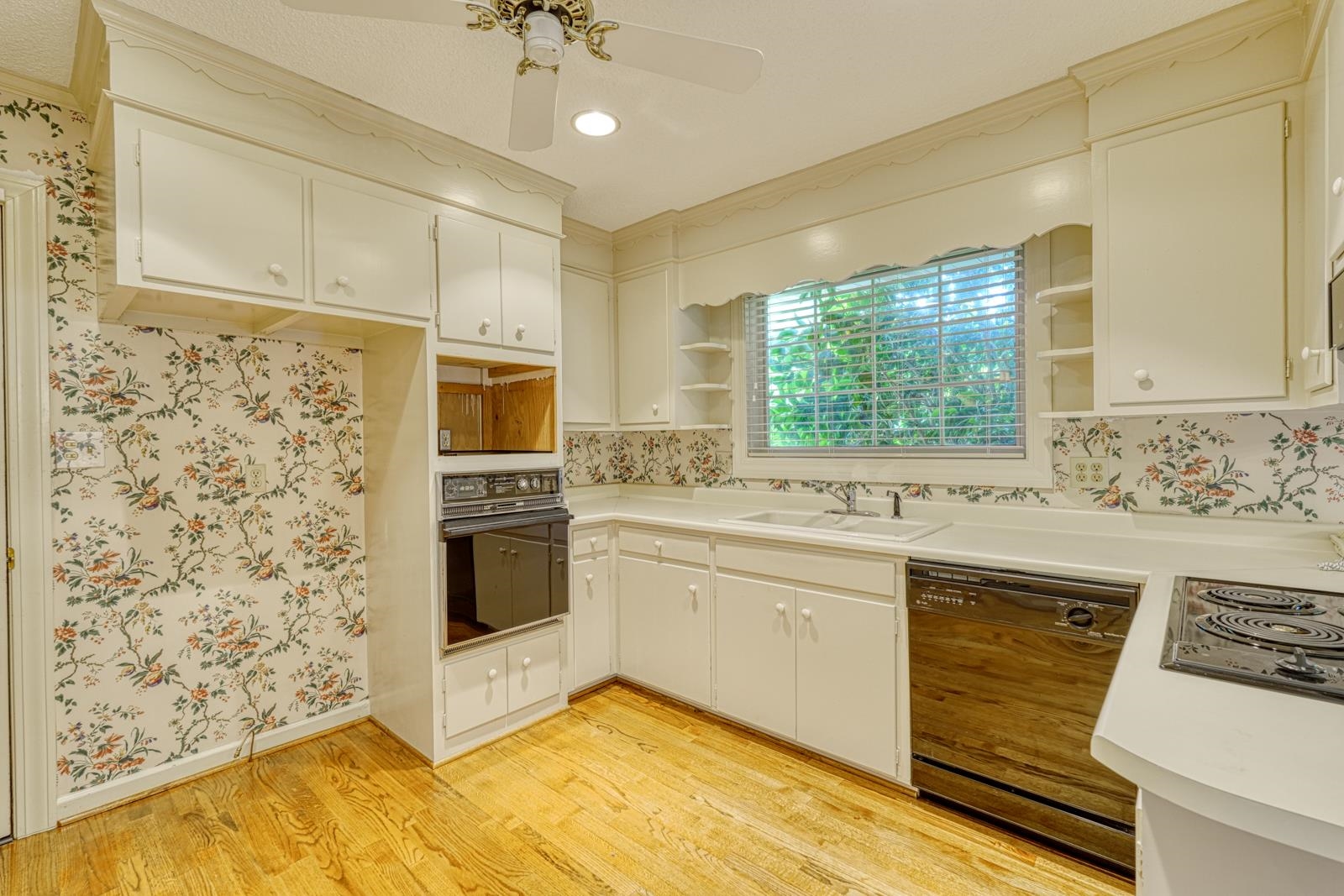 129 East Main Street Duncan, SC 29334 - Photo 33 of 46