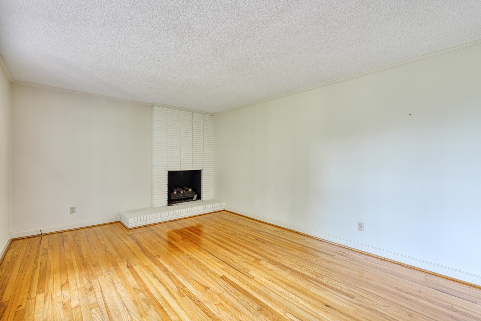 129 East Main Street Duncan, SC 29334 - Photo 4 of 46