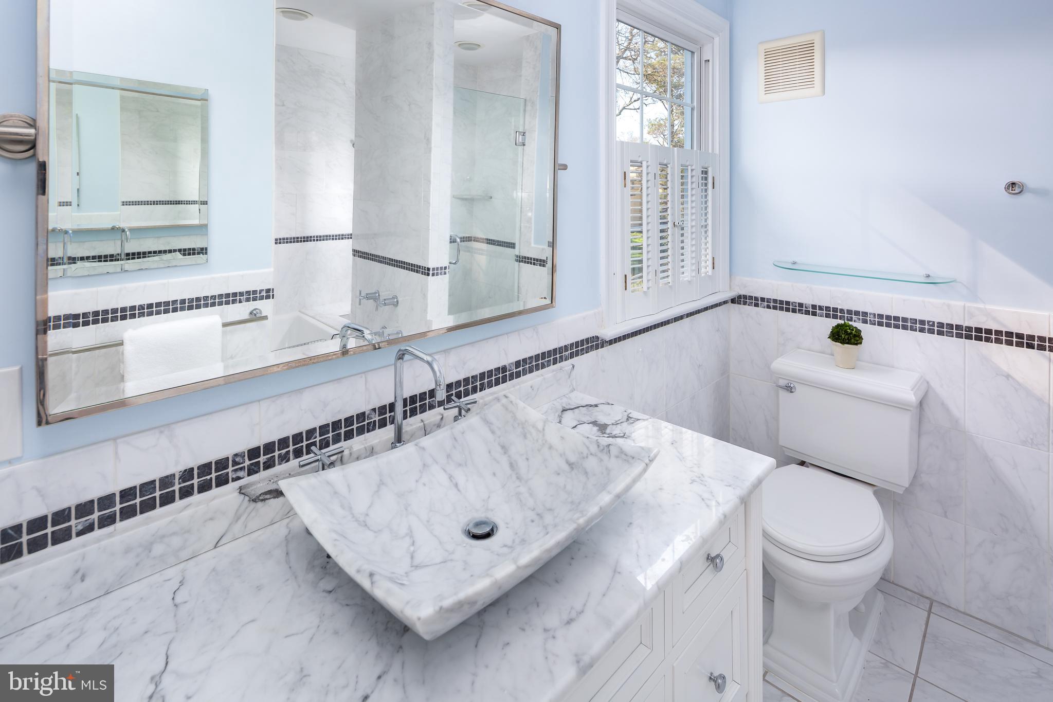 131 Golfview Road Ardmore, PA 19003 - Photo 12 of 16 Main Bathroom.