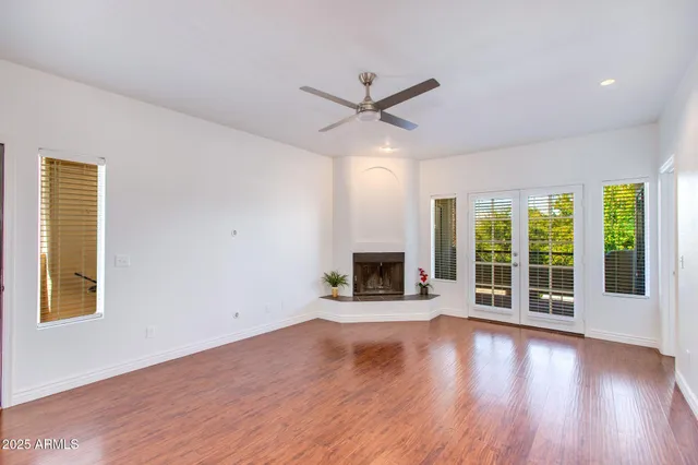 $359,000 | 3640 North 38th Street, Unit 205, Phoenix, AZ 85018