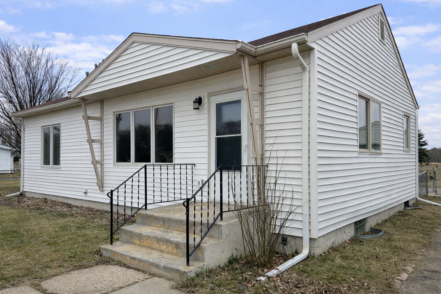 924 Colfax Avenue Southwest Wadena, MN 56482 - Photo 2 of 33