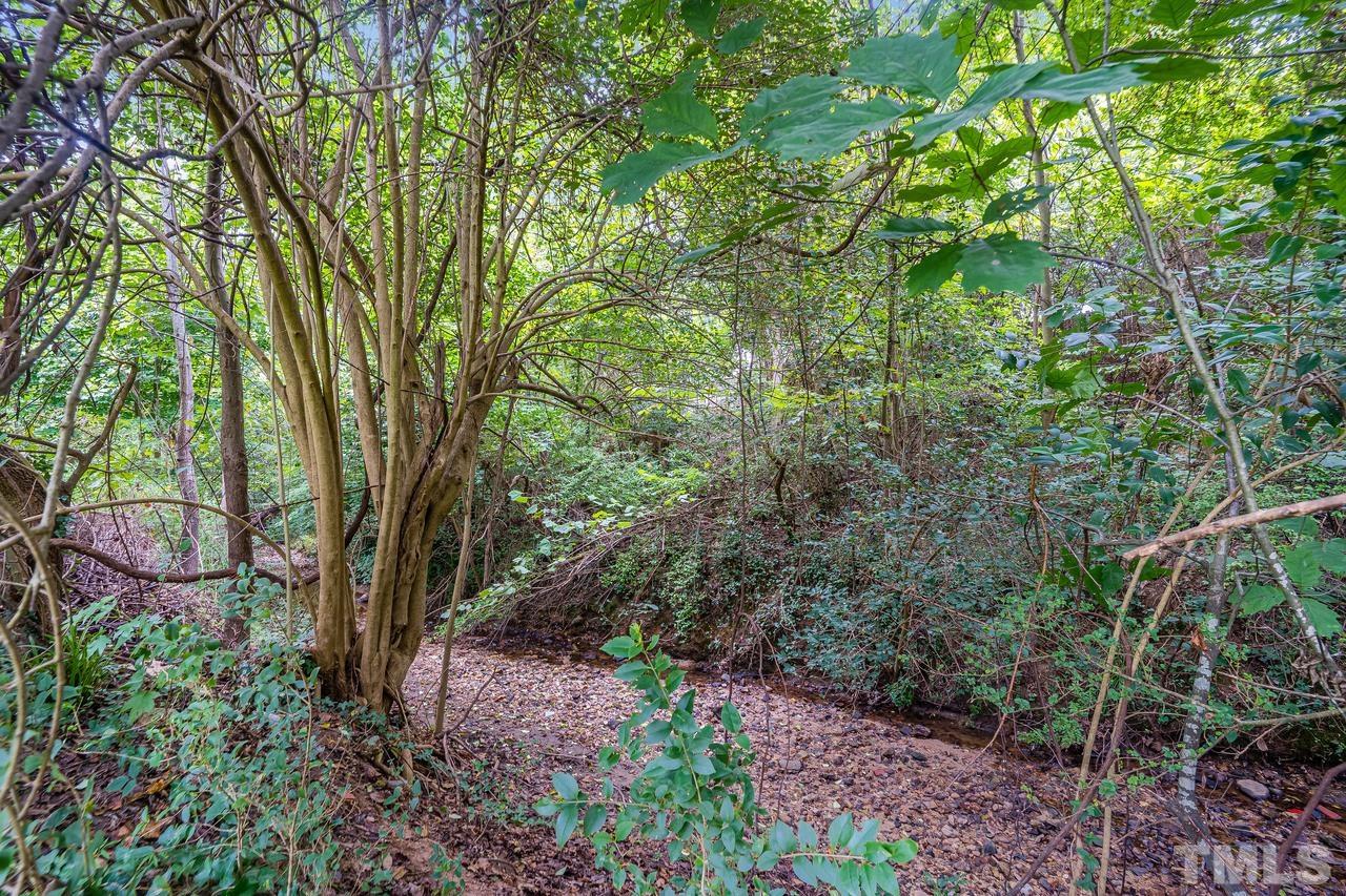1344 Marlborough Road Raleigh, NC 27610 - Photo 11 of 28