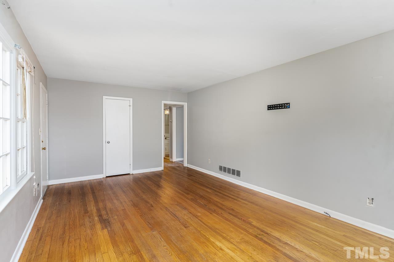 1344 Marlborough Road Raleigh, NC 27610 - Photo 14 of 28
