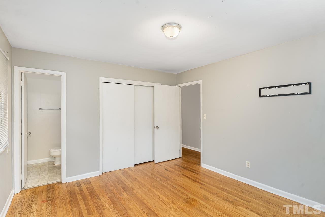 1344 Marlborough Road Raleigh, NC 27610 - Photo 22 of 28