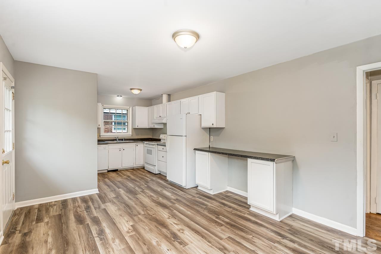 1344 Marlborough Road Raleigh, NC 27610 - Photo 25 of 28