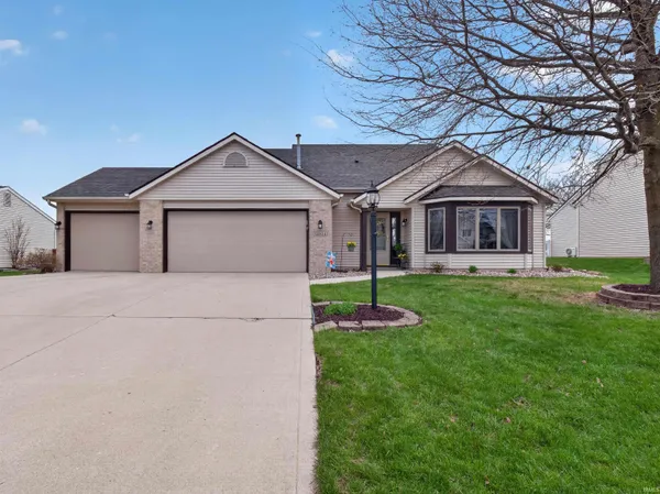 $312,500 | 12104 Carroll Creek Run, Fort Wayne, IN 46818