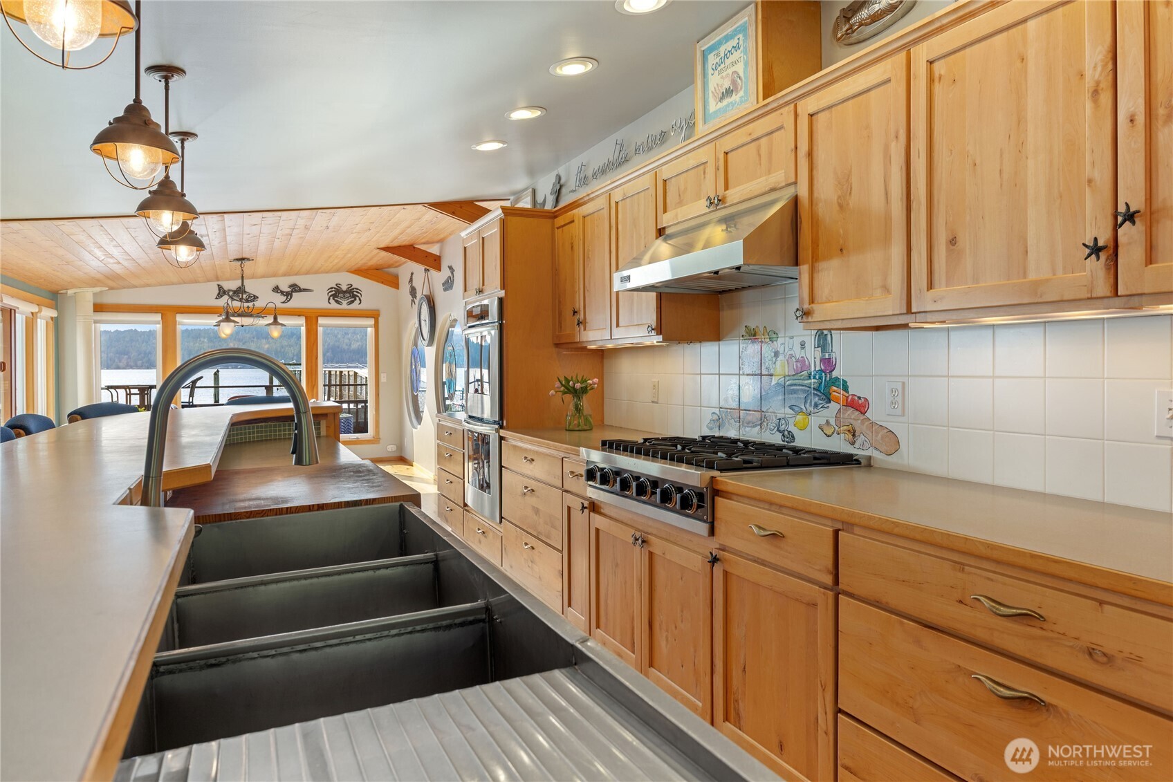 18511 Northeast North Shore Road Tahuya, WA 98588 - Photo 15 of 40