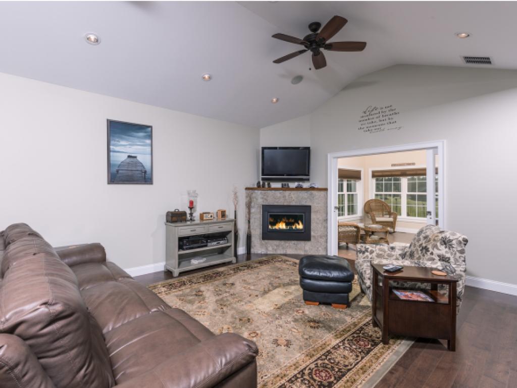 95 County Farm Cross Road Dover, NH 03820 - Photo 2 of 29