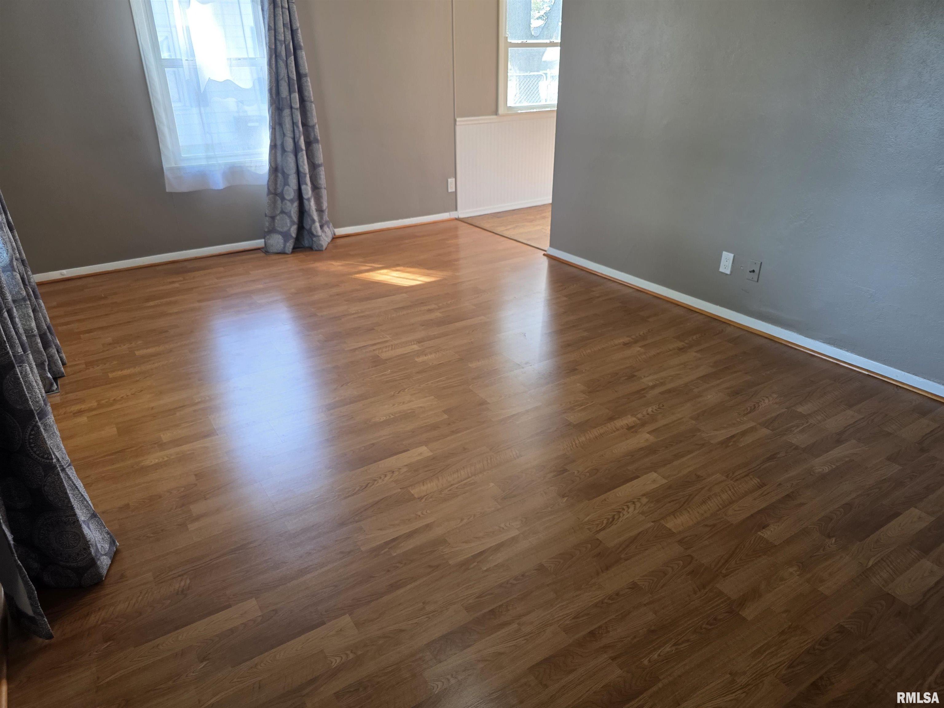 5225 North Hamilton Road Peoria, IL 61614 - Photo 16 of 39 Gallery Image 16