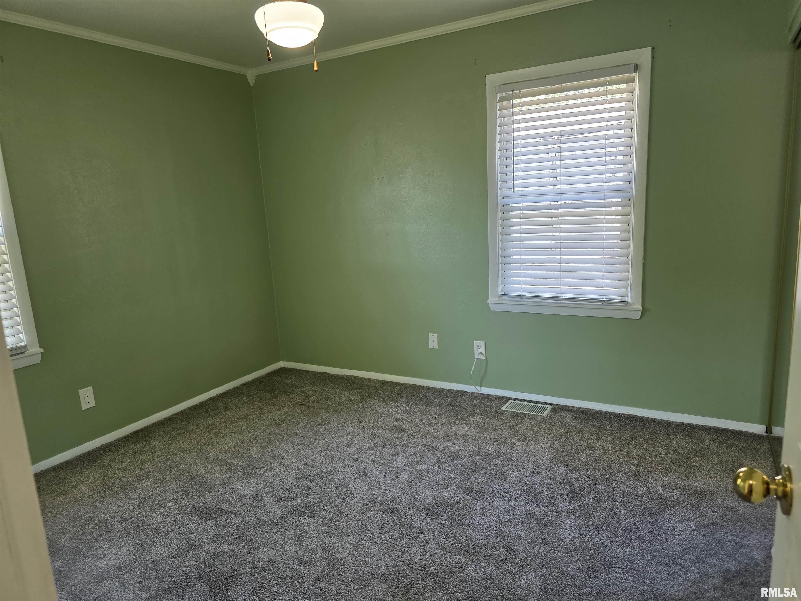 5225 North Hamilton Road Peoria, IL 61614 - Photo 27 of 39 Gallery Image 27