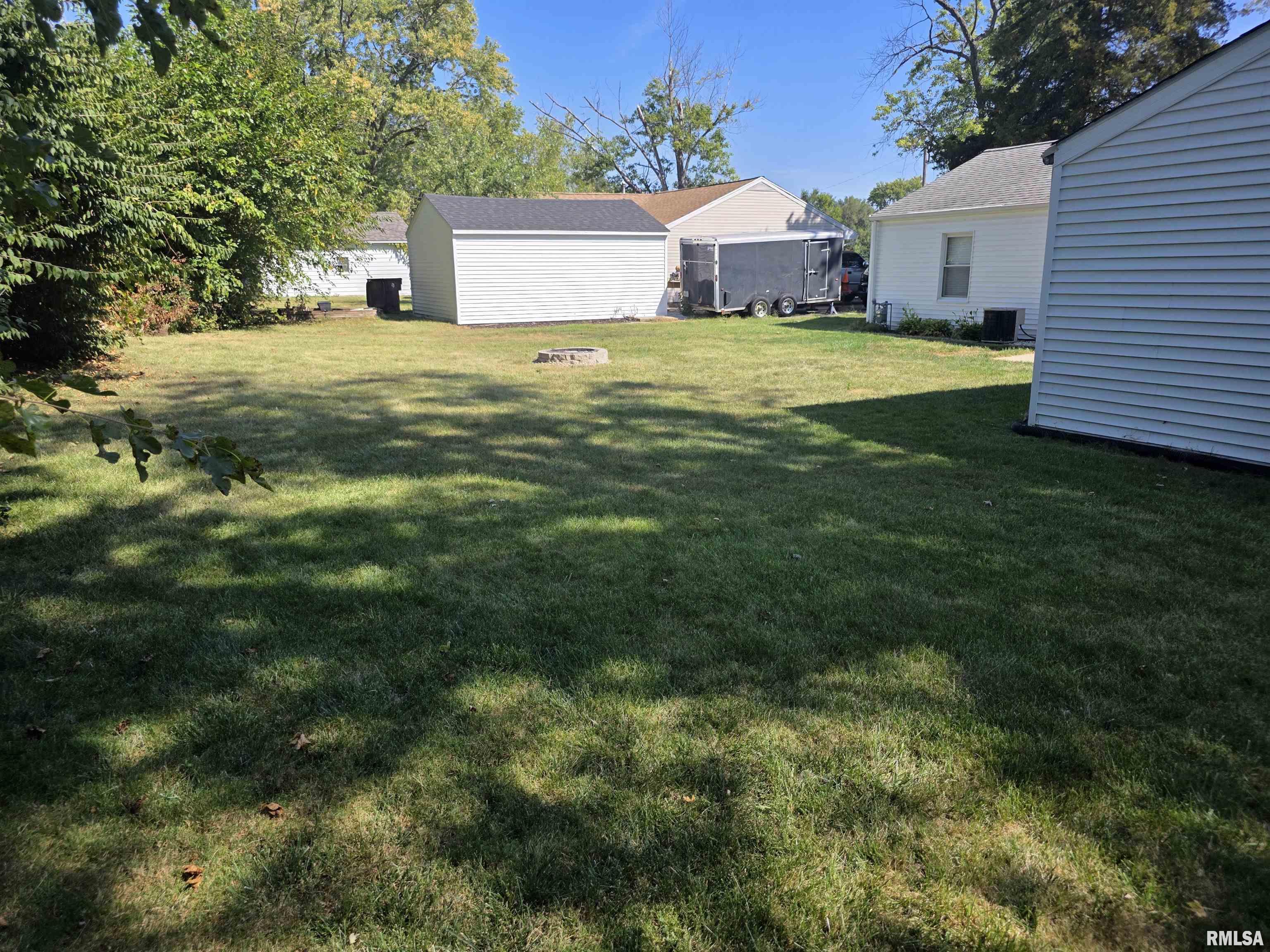 5225 North Hamilton Road Peoria, IL 61614 - Photo 35 of 39 Gallery Image 35