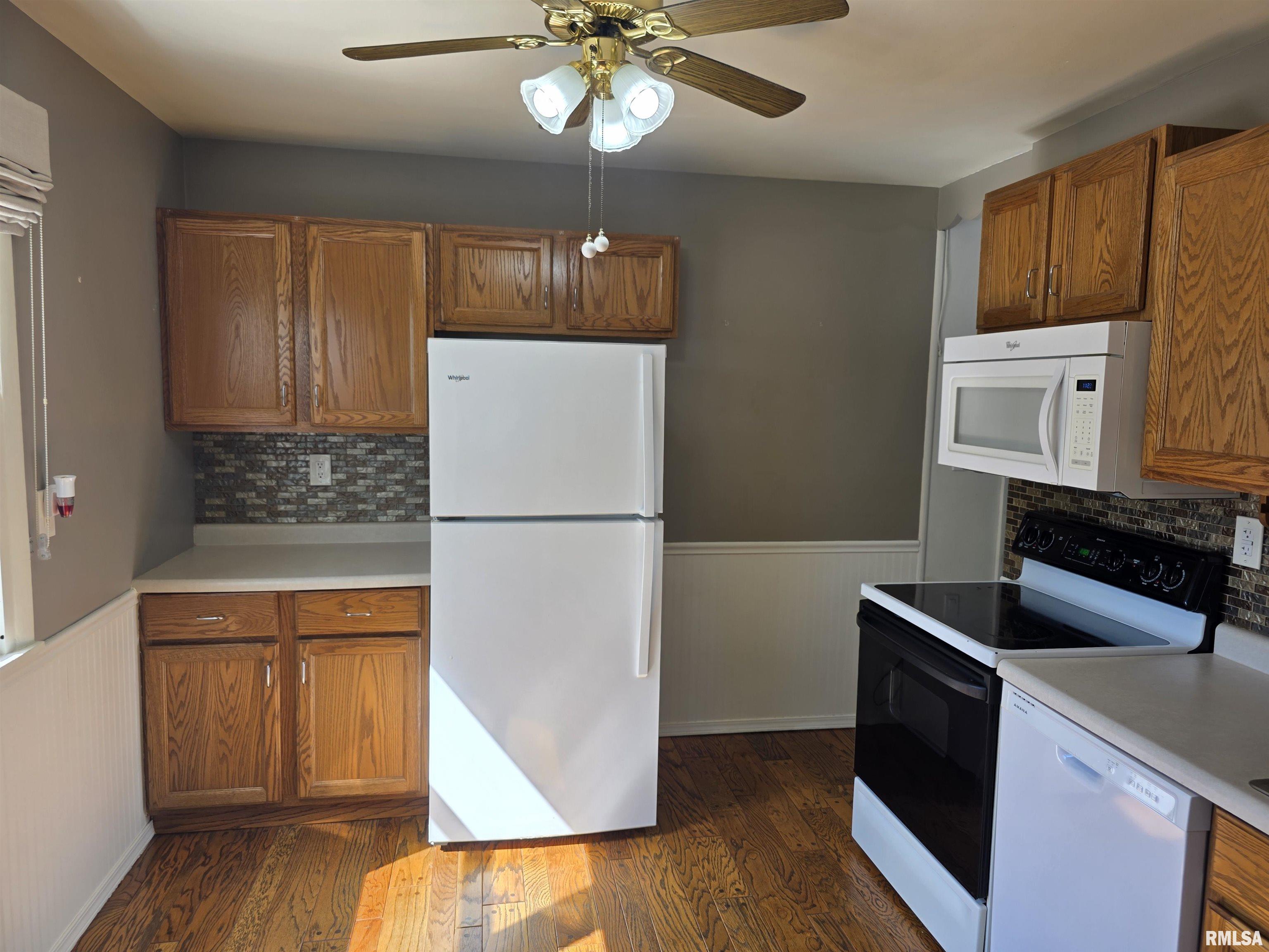 5225 North Hamilton Road Peoria, IL 61614 - Photo 7 of 39 Gallery Image 7
