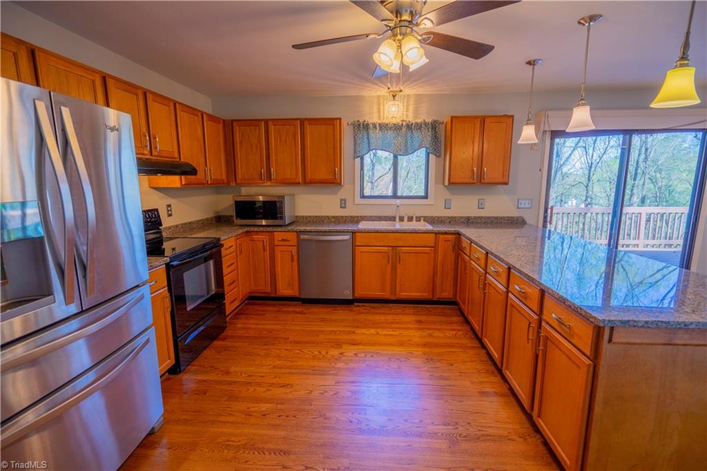 1657 Riverside Drive Lexington, NC 27292 - Photo 8 of 27 Gallery Image 8