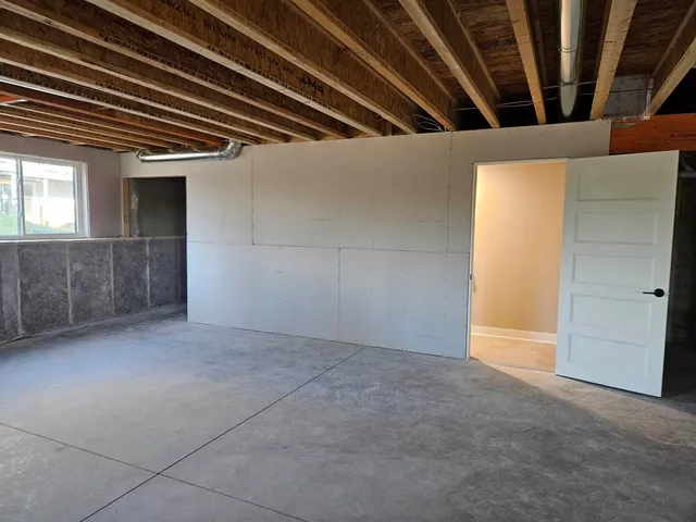 $544,900 | 535 Wooden Shoe Court, La Valle, WI 53941