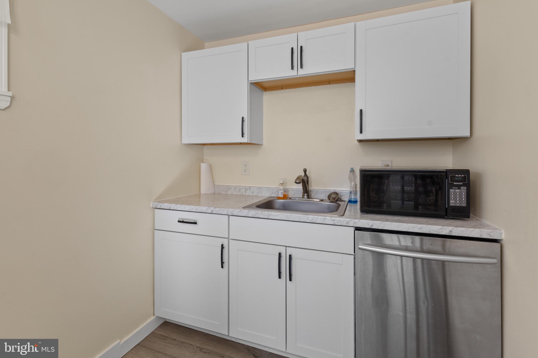 5356 Delmar Road Clifton Heights, PA 19018 - Photo 15 of 45 Gallery Image 15