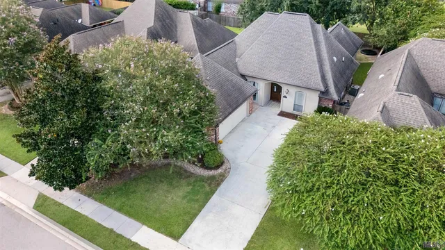 $350,000 | 10341 Springtree Avenue, Baton Rouge, LA 70810