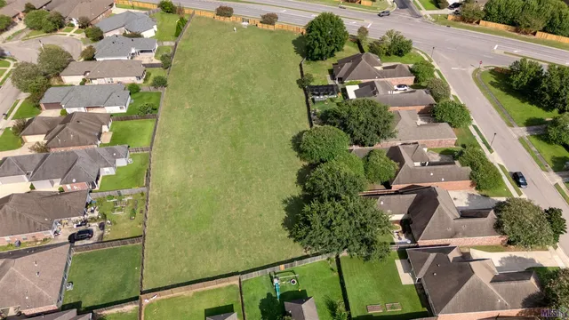 $350,000 | 10341 Springtree Avenue, Baton Rouge, LA 70810