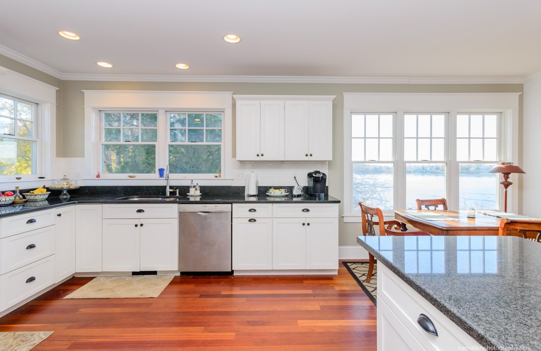 364 Riverside Drive Tiverton, RI 02878 - Photo 8 of 25 Gallery Image 8