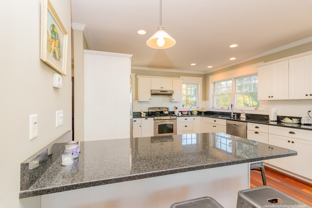 364 Riverside Drive Tiverton, RI 02878 - Photo 9 of 25 Gallery Image 9