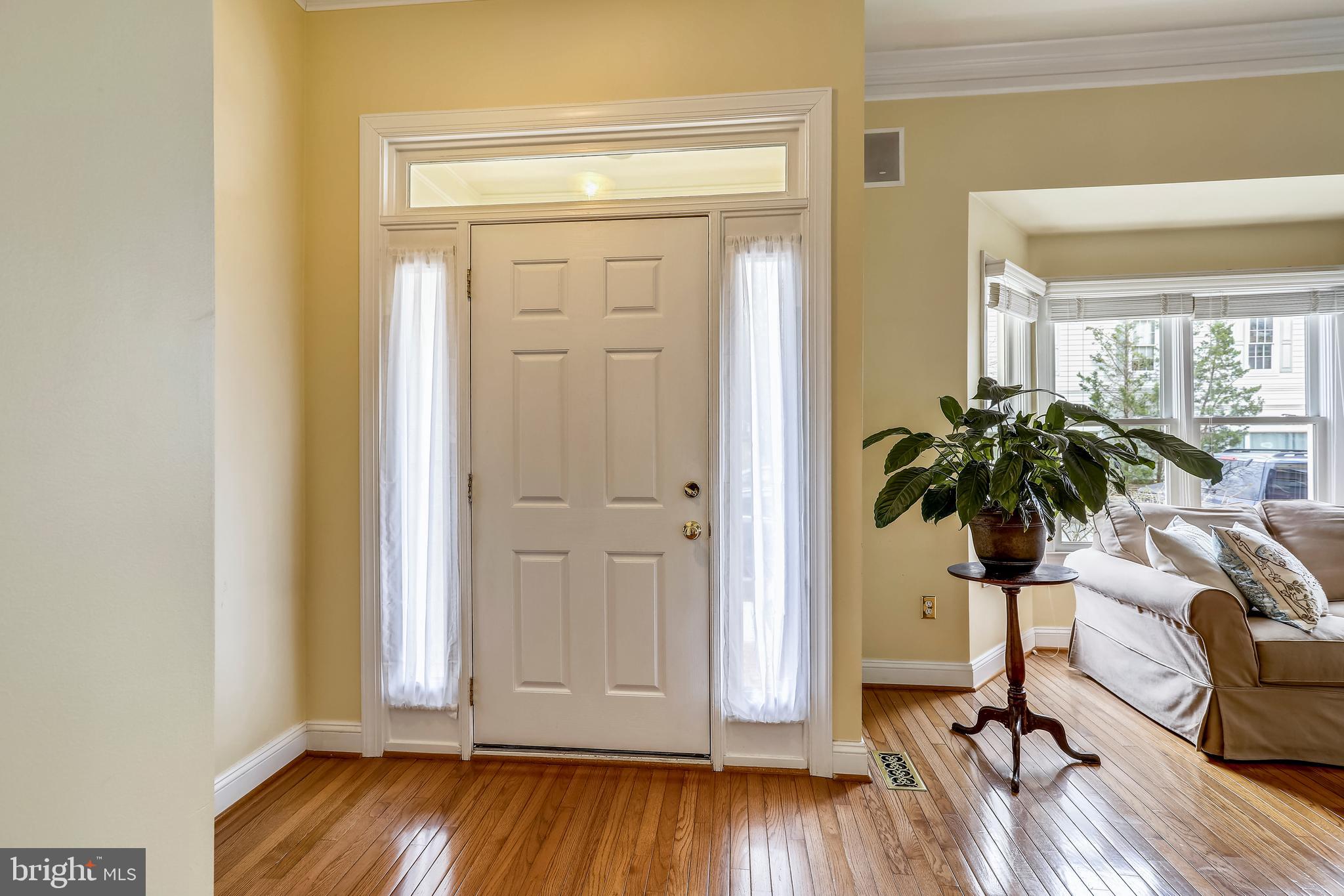 362 Hart Road Gaithersburg, MD 20878 - Photo 9 of 58 Entry Foyer