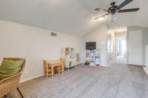 $339,900 | 7104 Summerset Drive, Benbrook, TX 76126
