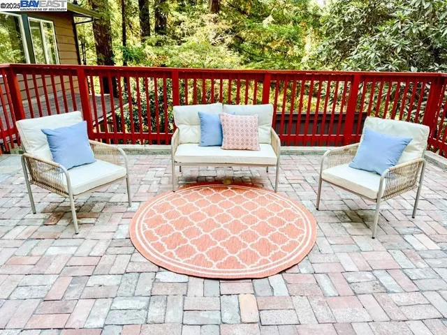 a view of a livingroom with shelves