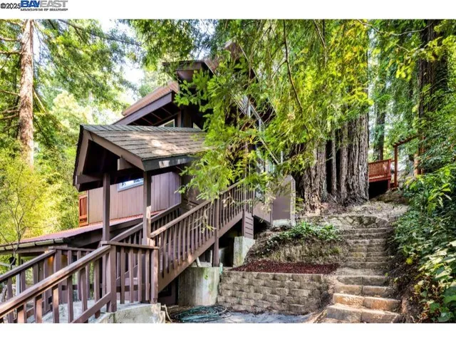 a view of outdoor space yard and deck