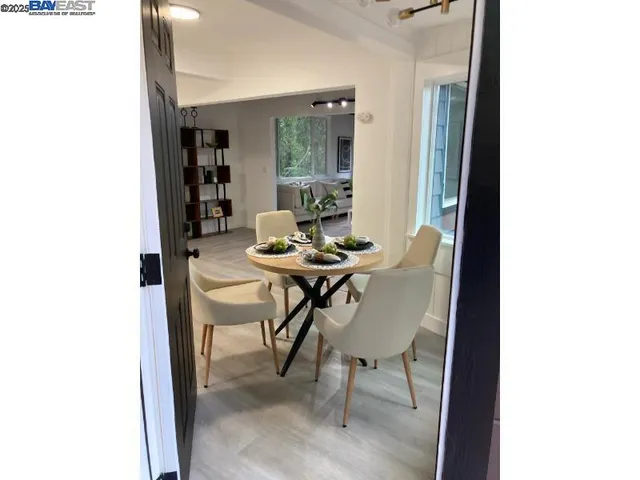 $589,000 | 21401 Santa Clara Avenue, Monte Rio, CA 95462