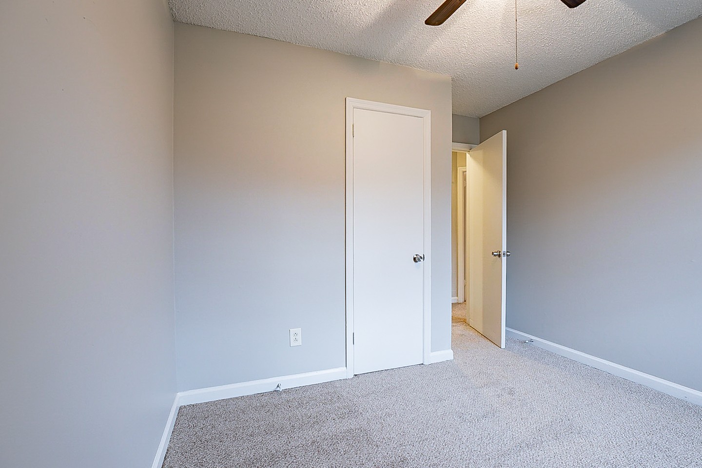 915 Double Springs Road Murfreesboro, TN 37127 - Photo 13 of 26 Gallery Image 13