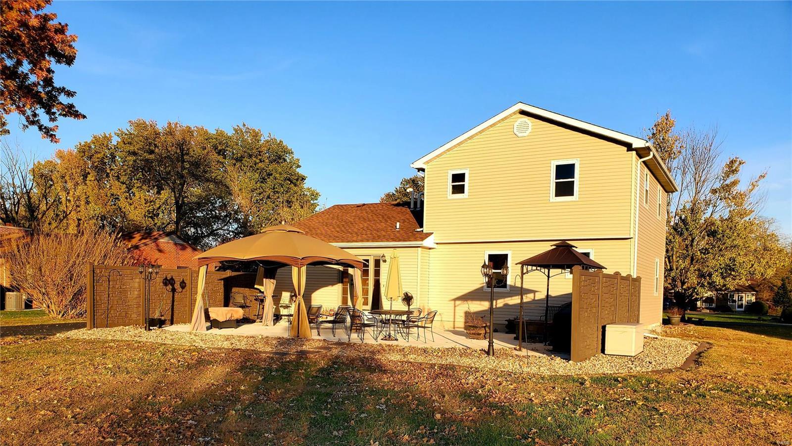 15265 North Humbert Road Brighton, IL 62012 - Photo 2 of 32