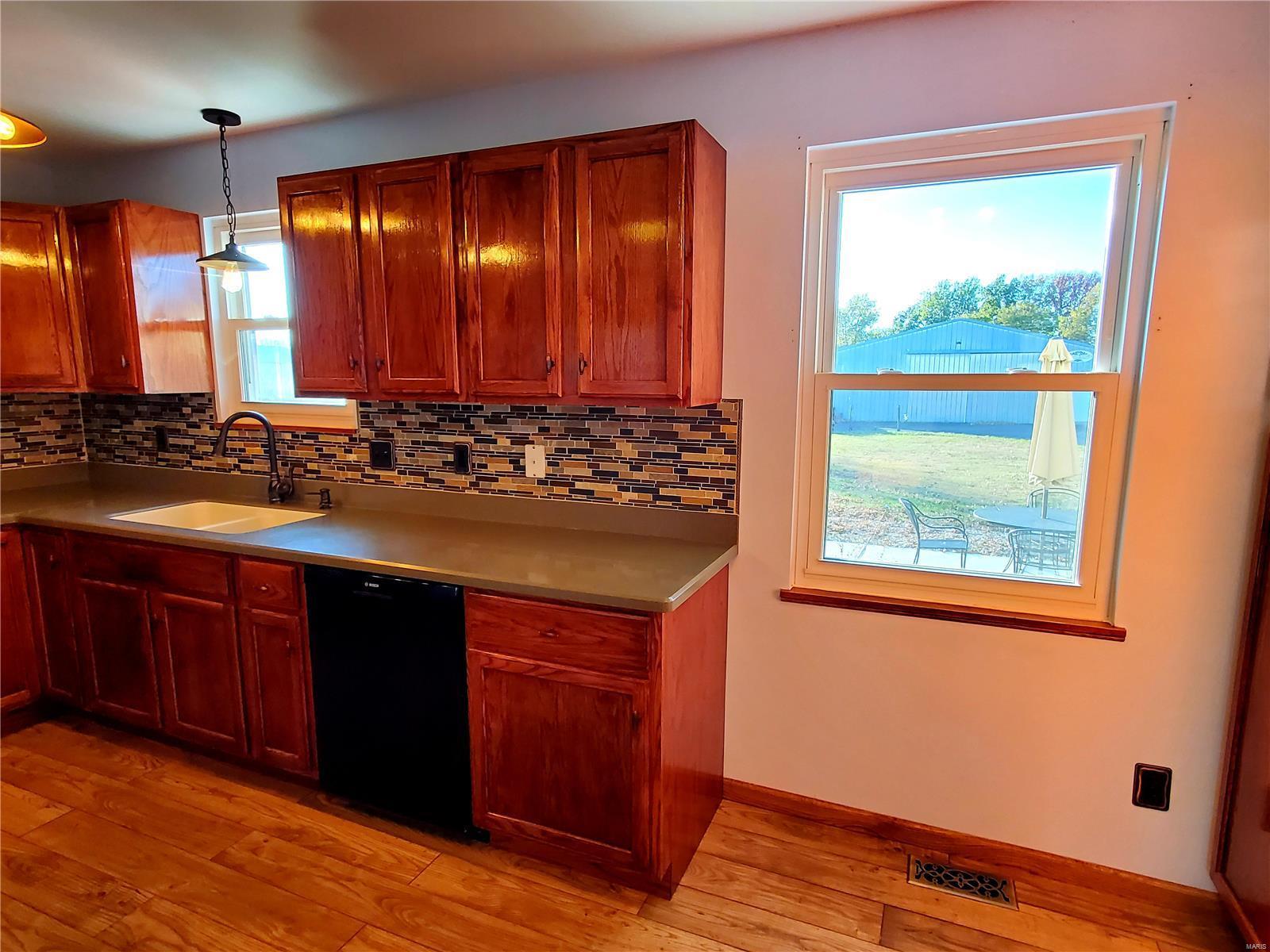 15265 North Humbert Road Brighton, IL 62012 - Photo 10 of 32