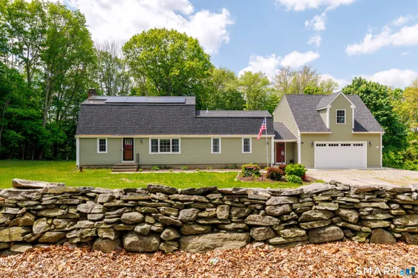 $610,000 | 13 Fox Road, Putnam, CT 06260