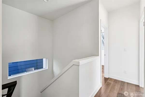 $999,900 | 5255 Brooklyn Avenue Northeast, Seattle, WA 98105