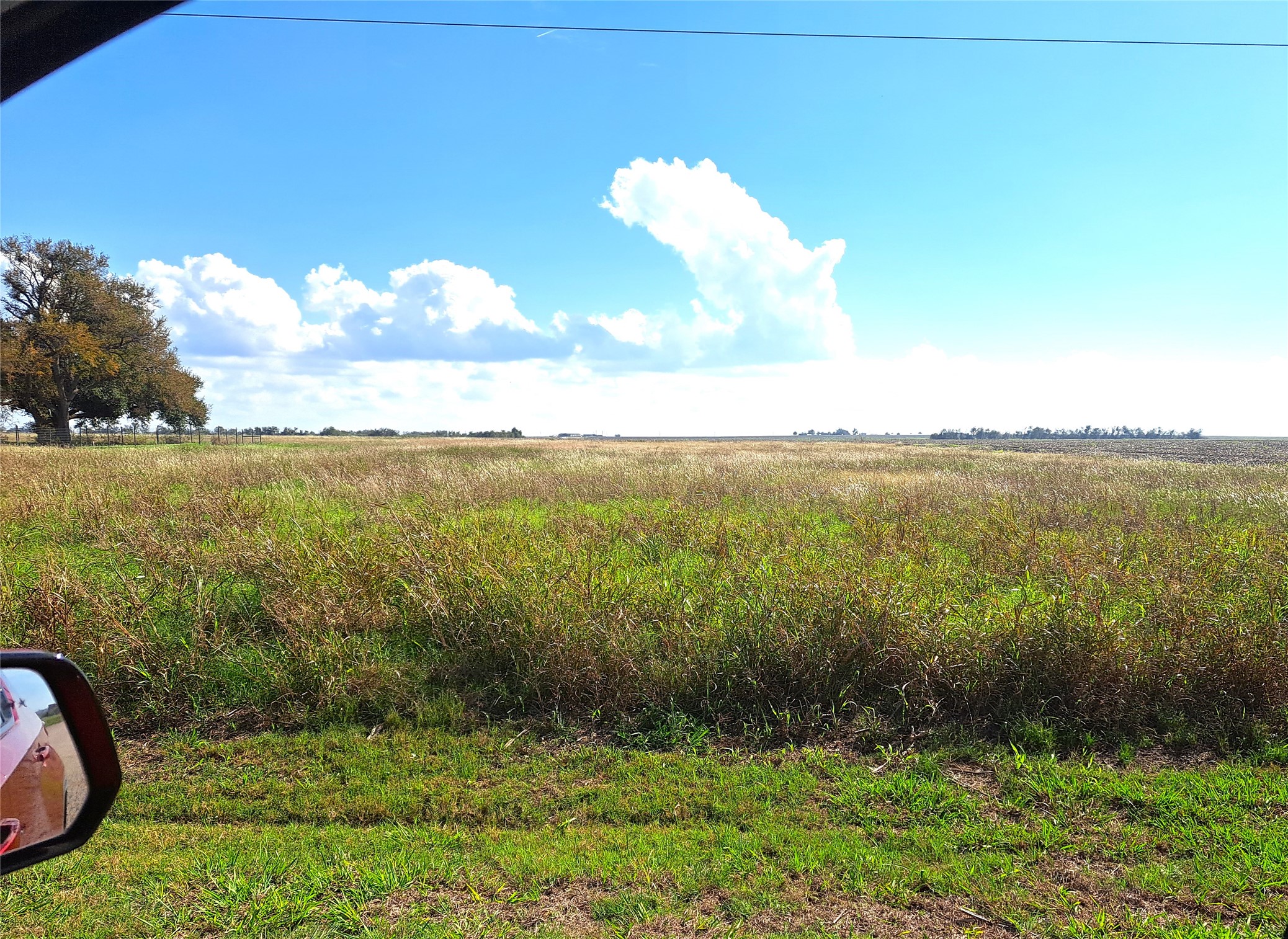 414 Rd Taylor Tx 76574 Road Taylor, TX 76574 - Photo 2 of 6 a view of lake and mountain