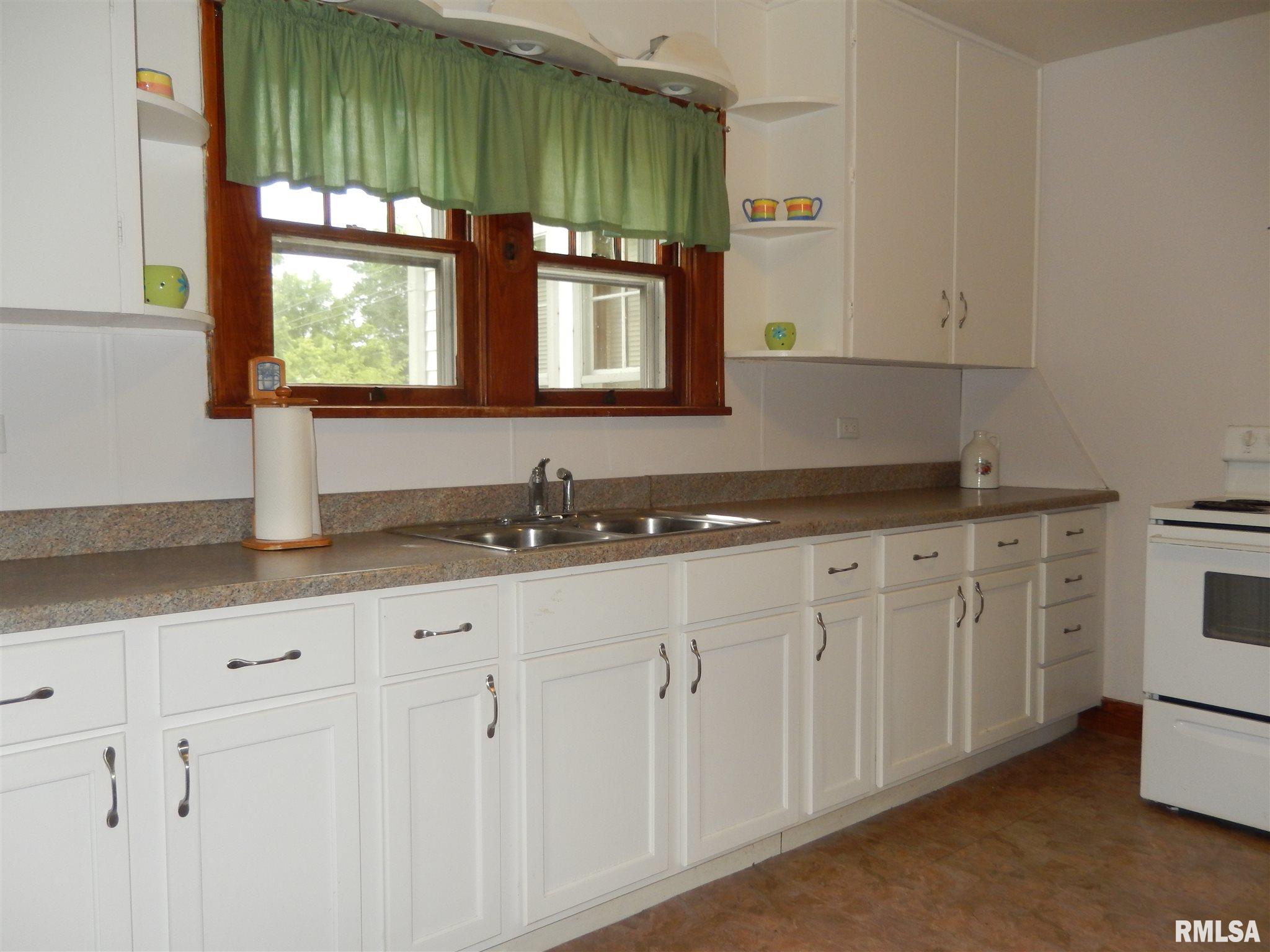 127 George Street Anna, IL 62906 - Photo 22 of 27 Gallery Image 22
