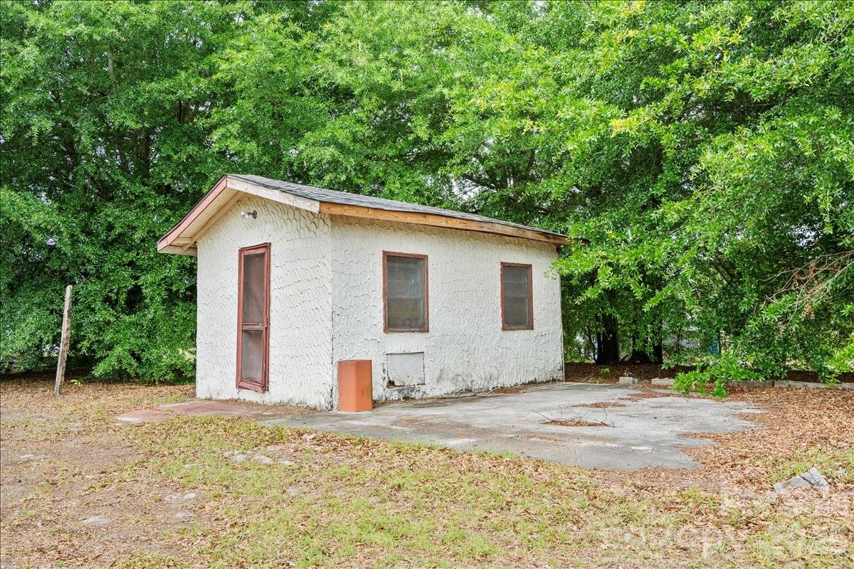 1444 Society Hill Road Darlington, SC 29540 - Photo 24 of 35
