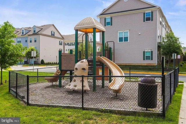 $2,700 | 4600 Potomac Highlands Circle, Triangle, VA 22172