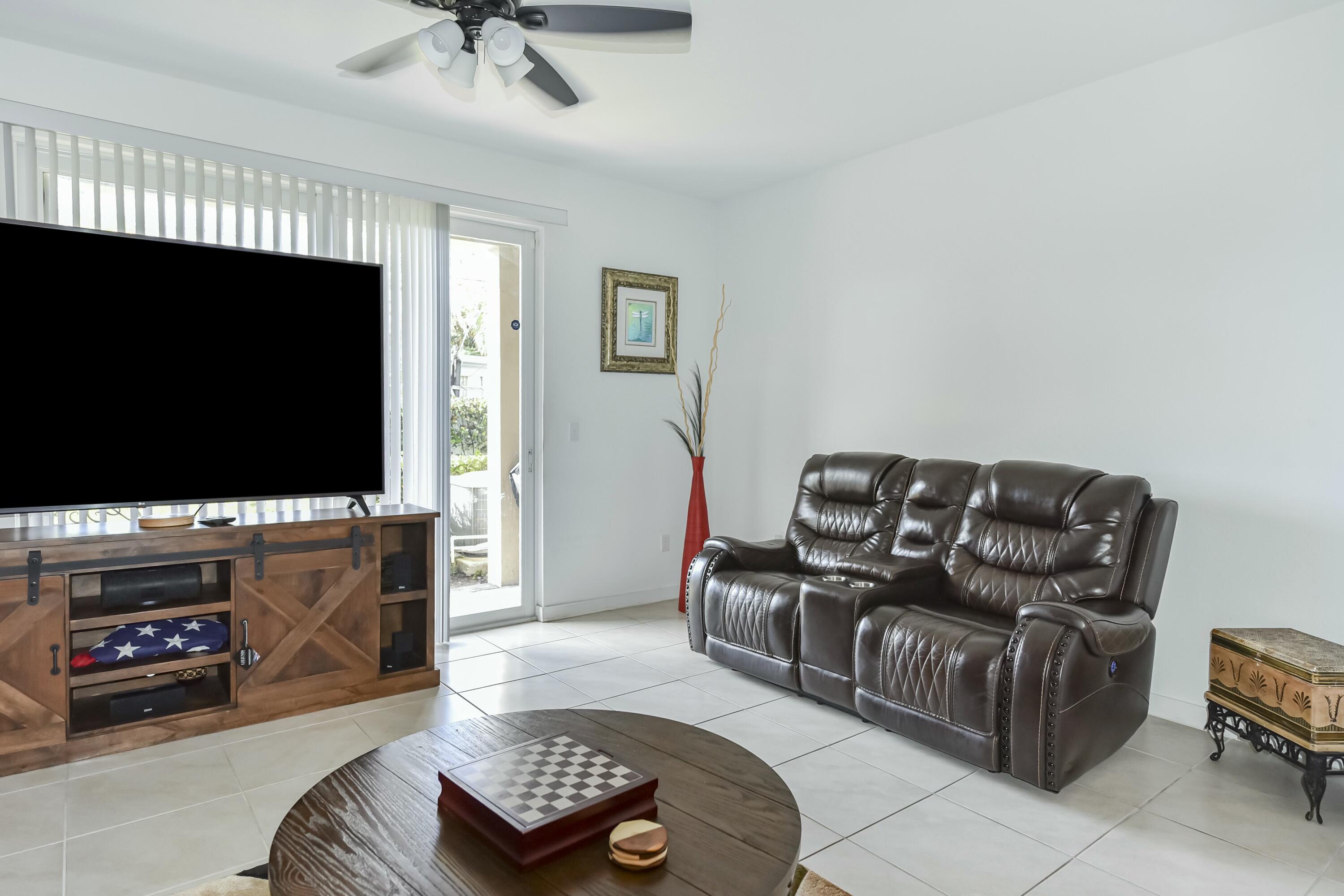 205 Bandol Street Riviera Beach, FL 33404 - Photo 24 of 46 tempImageXDWSg2