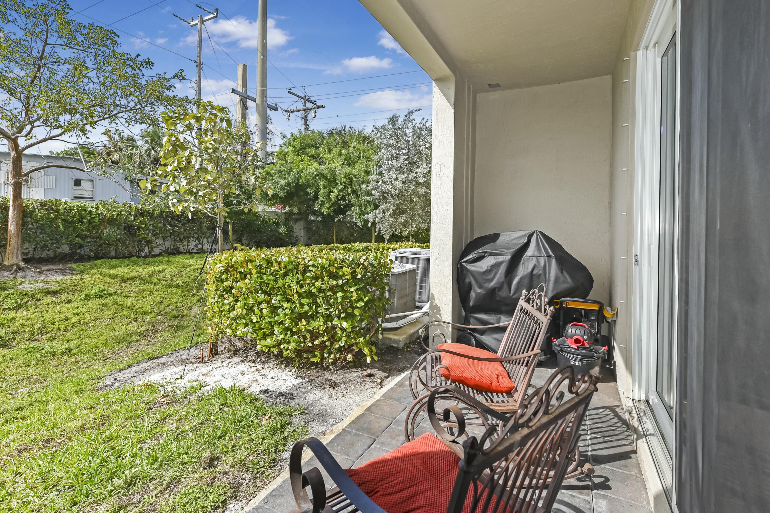 205 Bandol Street Riviera Beach, FL 33404 - Photo 29 of 46 tempImageTxhiBf