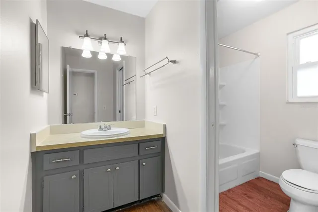 $2,450 | 2078 Loma Linda Way North, Clearwater, FL 33763