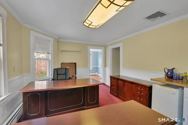 $2,000 | 36 School Street, Glastonbury, CT 06033