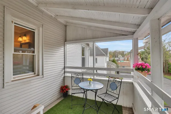 $2,000 | 36 School Street, Glastonbury, CT 06033